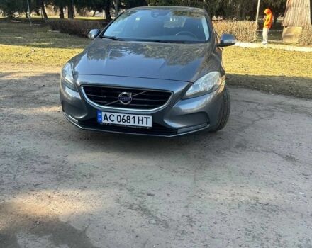 Сірий Вольво V40, об'ємом двигуна 1.6 л та пробігом 185 тис. км за 10150 $, фото 1 на Automoto.ua
