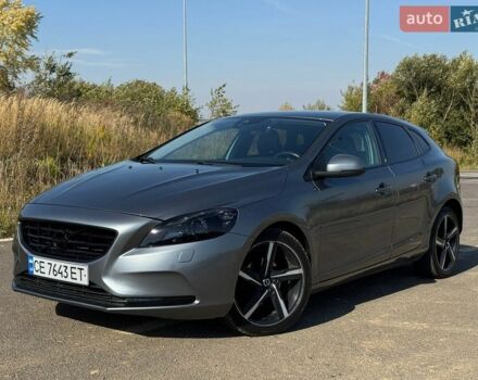 Серый Вольво В40, объемом двигателя 2 л и пробегом 246 тыс. км за 9900 $, фото 1 на Automoto.ua