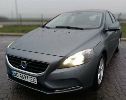 Сірий Вольво V40, об'ємом двигуна 1.56 л та пробігом 218 тис. км за 12999 $, фото 1 на Automoto.ua