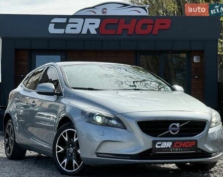 Серый Вольво В40, объемом двигателя 1.97 л и пробегом 250 тыс. км за 13500 $, фото 1 на Automoto.ua
