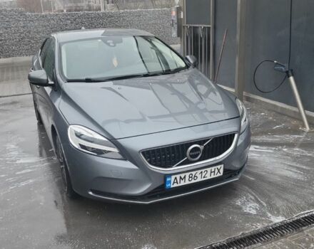 Серый Вольво В40, объемом двигателя 2 л и пробегом 122 тыс. км за 12400 $, фото 1 на Automoto.ua