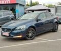 Синій Вольво V40, об'ємом двигуна 2 л та пробігом 241 тис. км за 12199 $, фото 1 на Automoto.ua