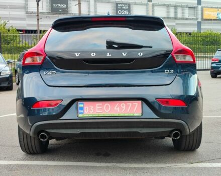 Синій Вольво V40, об'ємом двигуна 2 л та пробігом 241 тис. км за 12199 $, фото 6 на Automoto.ua
