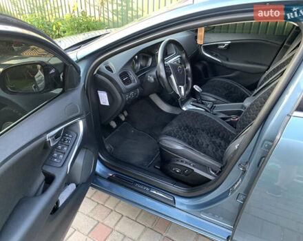 Синий Вольво В40, объемом двигателя 1.6 л и пробегом 240 тыс. км за 10200 $, фото 14 на Automoto.ua