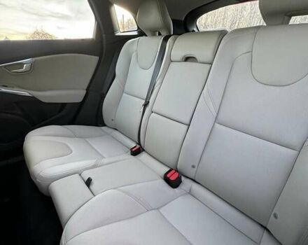 Синий Вольво В40, объемом двигателя 1.6 л и пробегом 178 тыс. км за 11500 $, фото 28 на Automoto.ua