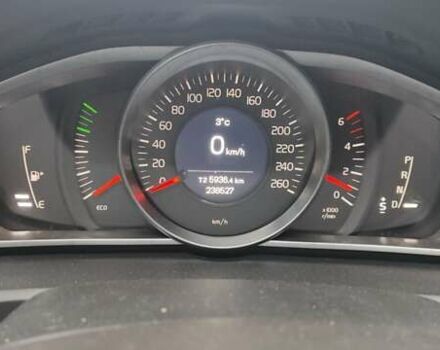 Синий Вольво В40, объемом двигателя 1.56 л и пробегом 238 тыс. км за 8500 $, фото 2 на Automoto.ua