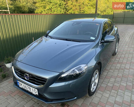 Синий Вольво В40, объемом двигателя 1.6 л и пробегом 240 тыс. км за 10200 $, фото 19 на Automoto.ua