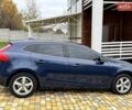 Синий Вольво В40, объемом двигателя 2 л и пробегом 273 тыс. км за 13500 $, фото 4 на Automoto.ua