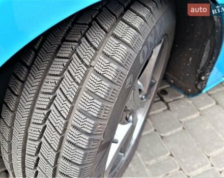 Синий Вольво В40, объемом двигателя 1.56 л и пробегом 165 тыс. км за 11700 $, фото 26 на Automoto.ua