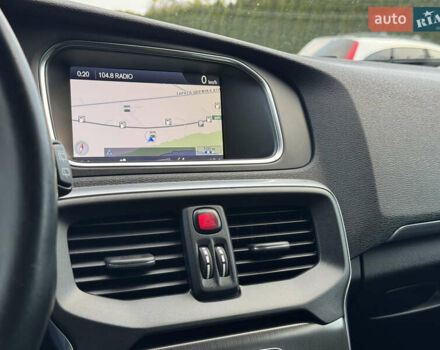 Вольво В40 2013 в Стрые на Automoto.ua Синий Вольво В40, объемом двигателя 1.6 л и пробегом 227 тыс. км за 10590 $, фото 63 на Automoto.ua