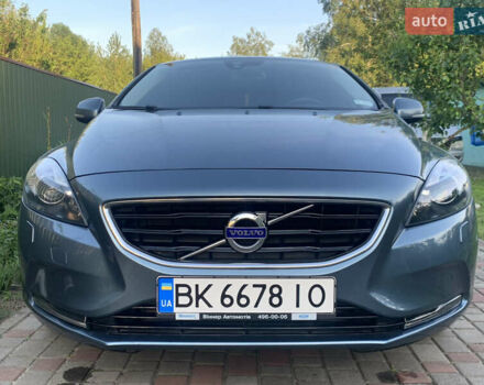 Синий Вольво В40, объемом двигателя 1.6 л и пробегом 240 тыс. км за 10200 $, фото 20 на Automoto.ua