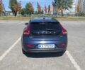 Синій Вольво V40, об'ємом двигуна 1.56 л та пробігом 255 тис. км за 10900 $, фото 3 на Automoto.ua