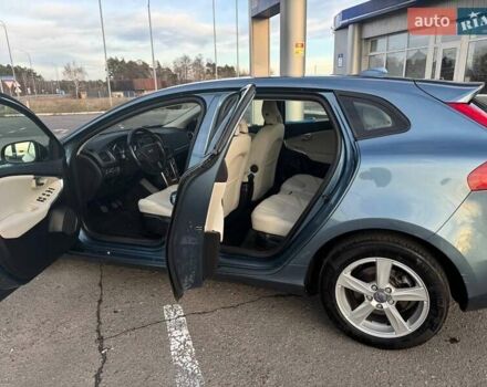 Синий Вольво В40, объемом двигателя 1.6 л и пробегом 178 тыс. км за 11500 $, фото 8 на Automoto.ua