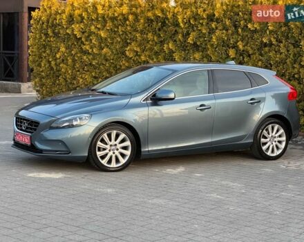 Синий Вольво В40, объемом двигателя 1.6 л и пробегом 217 тыс. км за 10899 $, фото 98 на Automoto.ua