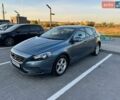 Синій Вольво V40, об'ємом двигуна 2 л та пробігом 176 тис. км за 12300 $, фото 1 на Automoto.ua