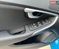 Синий Вольво В40, объемом двигателя 1.56 л и пробегом 45 тыс. км за 13800 $, фото 37 на Automoto.ua