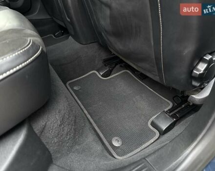 Синій Вольво V40, об'ємом двигуна 1.6 л та пробігом 220 тис. км за 10750 $, фото 34 на Automoto.ua