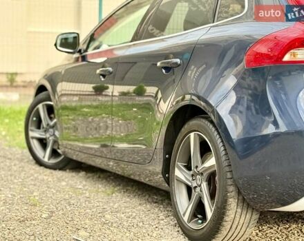 Синій Вольво V40, об'ємом двигуна 1.6 л та пробігом 220 тис. км за 10750 $, фото 16 на Automoto.ua