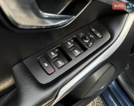 Синій Вольво V40, об'ємом двигуна 1.6 л та пробігом 220 тис. км за 10750 $, фото 57 на Automoto.ua