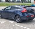 Синій Вольво V40, об'ємом двигуна 2 л та пробігом 232 тис. км за 11250 $, фото 2 на Automoto.ua