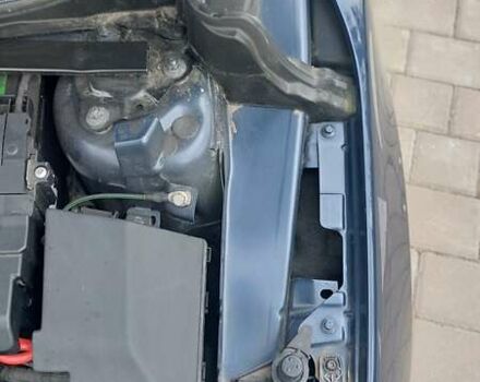 Синій Вольво V40, об'ємом двигуна 2 л та пробігом 232 тис. км за 11250 $, фото 45 на Automoto.ua