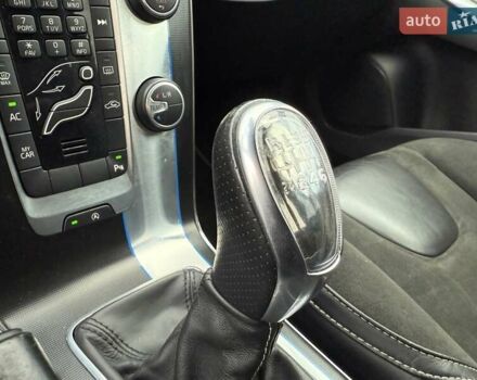 Синій Вольво V40, об'ємом двигуна 1.6 л та пробігом 220 тис. км за 10750 $, фото 58 на Automoto.ua