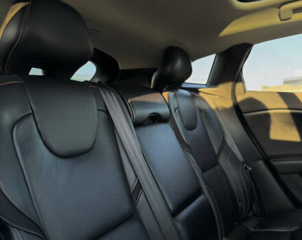 Синий Вольво В40, объемом двигателя 1.97 л и пробегом 210 тыс. км за 12300 $, фото 24 на Automoto.ua