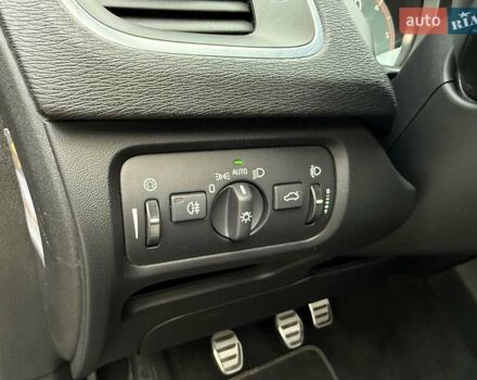 Синій Вольво V40, об'ємом двигуна 1.6 л та пробігом 220 тис. км за 10750 $, фото 56 на Automoto.ua