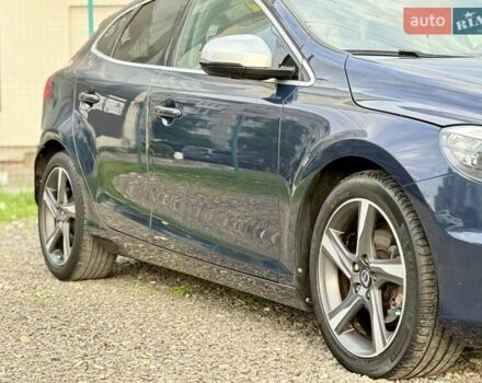 Синій Вольво V40, об'ємом двигуна 1.6 л та пробігом 220 тис. км за 10750 $, фото 21 на Automoto.ua