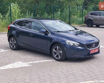 Синій Вольво V40, об'ємом двигуна 2 л та пробігом 232 тис. км за 11250 $, фото 49 на Automoto.ua