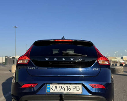 Синий Вольво В40, объемом двигателя 1.97 л и пробегом 210 тыс. км за 12300 $, фото 7 на Automoto.ua