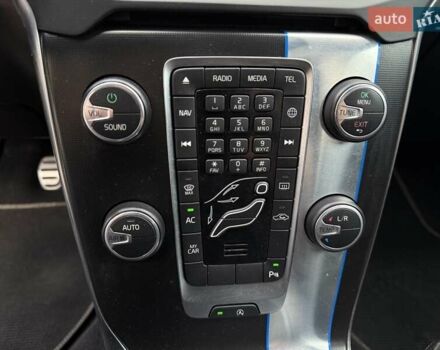 Синій Вольво V40, об'ємом двигуна 1.6 л та пробігом 220 тис. км за 10750 $, фото 52 на Automoto.ua