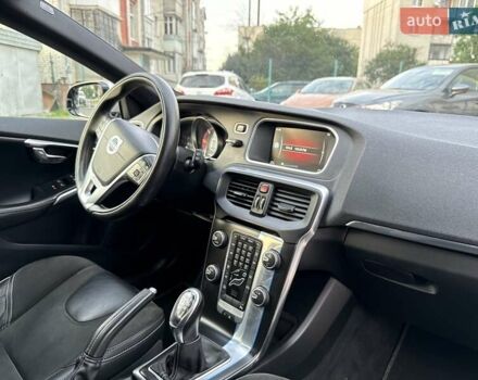 Синій Вольво V40, об'ємом двигуна 1.6 л та пробігом 220 тис. км за 10750 $, фото 30 на Automoto.ua