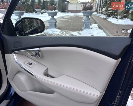 Синій Вольво V40, об'ємом двигуна 1.6 л та пробігом 196 тис. км за 11700 $, фото 131 на Automoto.ua