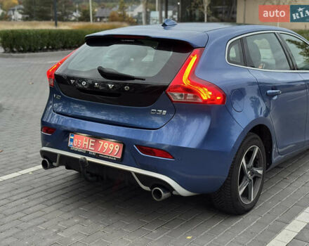 Синий Вольво В40, объемом двигателя 1.97 л и пробегом 194 тыс. км за 13799 $, фото 66 на Automoto.ua