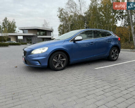 Синий Вольво В40, объемом двигателя 1.97 л и пробегом 194 тыс. км за 13799 $, фото 26 на Automoto.ua