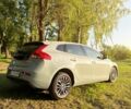 Синій Вольво V40, об'ємом двигуна 2 л та пробігом 300 тис. км за 13900 $, фото 5 на Automoto.ua