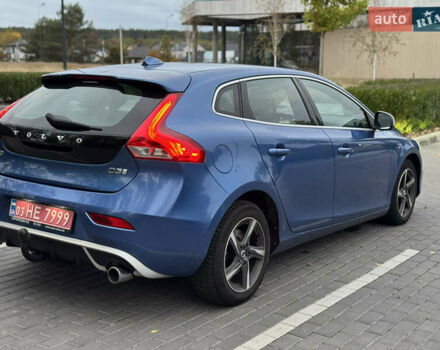 Синий Вольво В40, объемом двигателя 1.97 л и пробегом 194 тыс. км за 13799 $, фото 29 на Automoto.ua