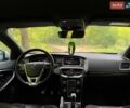 Синій Вольво V40, об'ємом двигуна 1.97 л та пробігом 194 тис. км за 13299 $, фото 31 на Automoto.ua