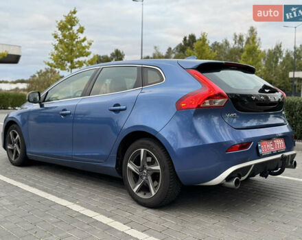 Синий Вольво В40, объемом двигателя 1.97 л и пробегом 194 тыс. км за 13799 $, фото 11 на Automoto.ua