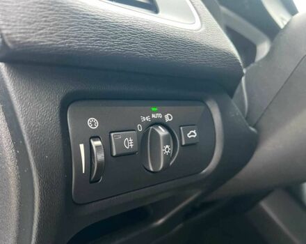 Синій Вольво V40, об'ємом двигуна 2 л та пробігом 283 тис. км за 8500 $, фото 19 на Automoto.ua