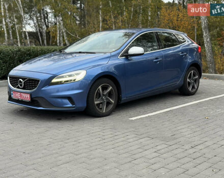 Синий Вольво В40, объемом двигателя 1.97 л и пробегом 194 тыс. км за 13799 $, фото 14 на Automoto.ua