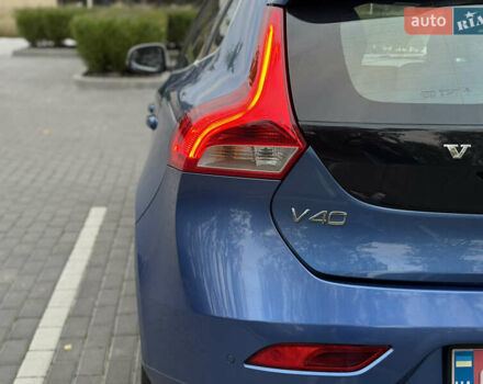 Синий Вольво В40, объемом двигателя 1.97 л и пробегом 194 тыс. км за 13799 $, фото 9 на Automoto.ua