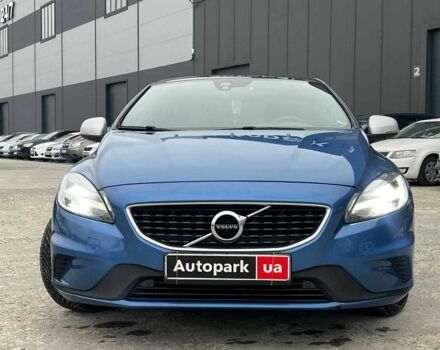 Синій Вольво V40, об'ємом двигуна 2 л та пробігом 283 тис. км за 8500 $, фото 1 на Automoto.ua
