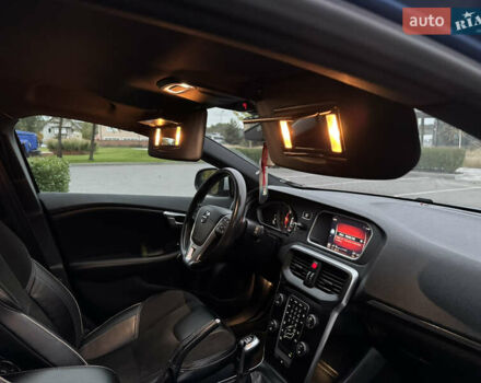 Синий Вольво В40, объемом двигателя 1.97 л и пробегом 194 тыс. км за 13799 $, фото 54 на Automoto.ua