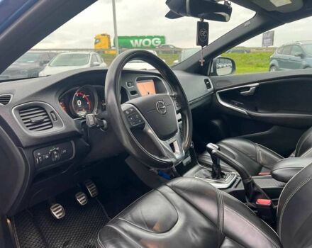 Синій Вольво V40, об'ємом двигуна 2 л та пробігом 283 тис. км за 8500 $, фото 18 на Automoto.ua