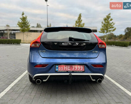 Синий Вольво В40, объемом двигателя 1.97 л и пробегом 194 тыс. км за 13799 $, фото 7 на Automoto.ua