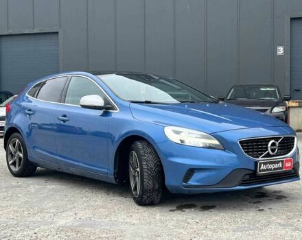 Синій Вольво V40, об'ємом двигуна 2 л та пробігом 283 тис. км за 8500 $, фото 13 на Automoto.ua