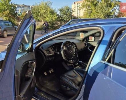 Синий Вольво В40, объемом двигателя 2 л и пробегом 282 тыс. км за 14500 $, фото 25 на Automoto.ua