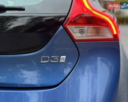 Синий Вольво В40, объемом двигателя 1.97 л и пробегом 194 тыс. км за 13799 $, фото 20 на Automoto.ua